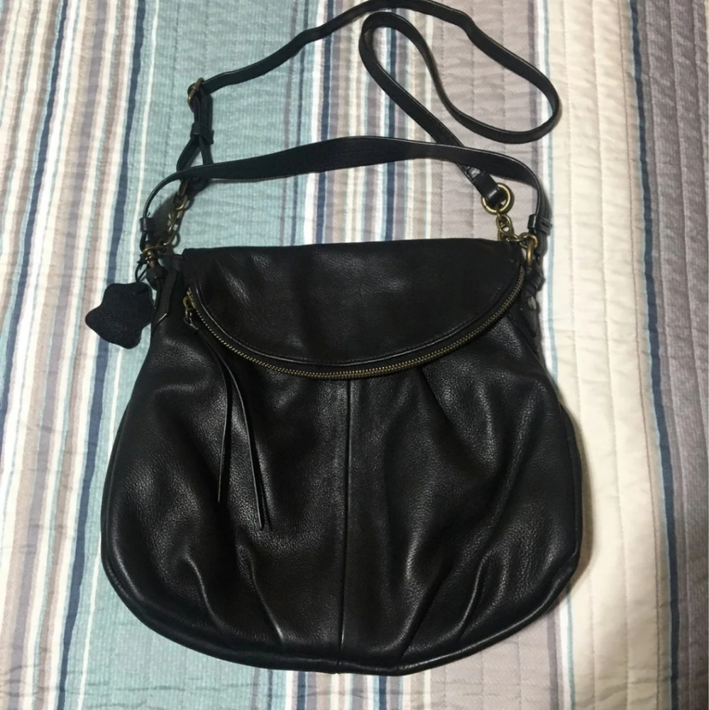 Margot Black Leather Shoulder Bag